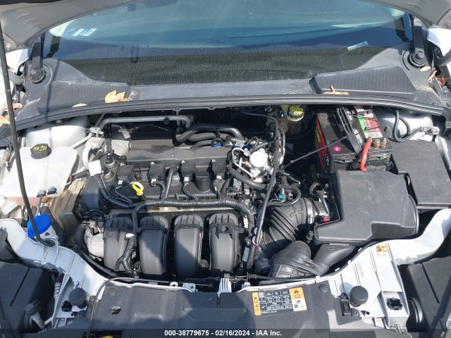 Ford FOCUS SE 2015 1FADP3K28FL242223 Image 10