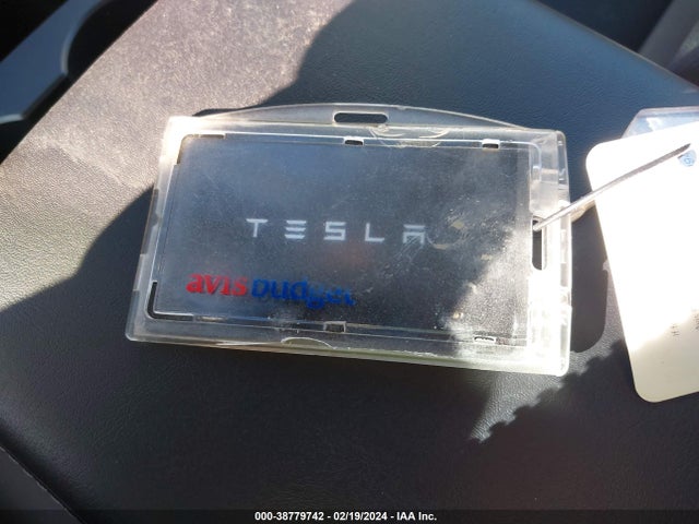 2023 TESLA MODEL Y 7SAYGDEEXPF638460 Photo 10