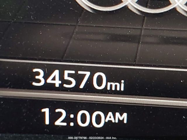 WA1BNAFY6J2153009 Audi Q5 2.0t Premium/2.0t Tech Premium