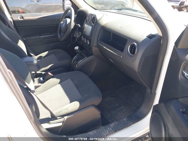 1C4NJRBB7GD518504 Jeep Patriot Sport