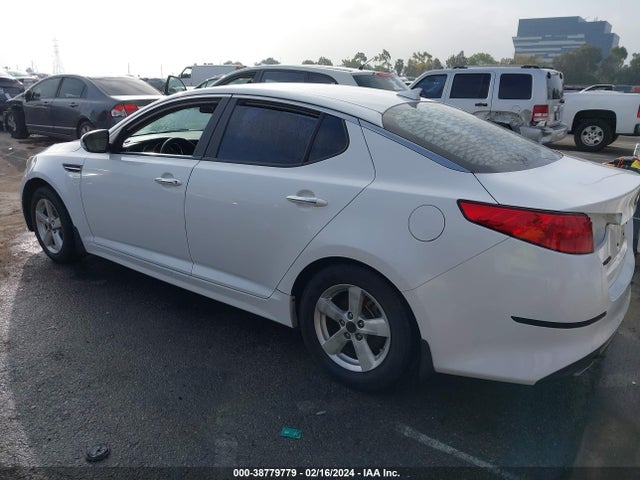 KIA Optima Lx 2015 KNAGM4A74F5553569 Image 3