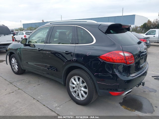 2013 PORSCHE CAYENNE WP1AF2A25DLA23503 Photo 2