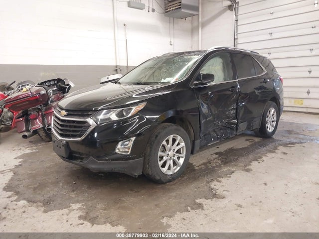 Chevrolet EQUINOX LT 2018 2GNAXSEV2J6147663 Image 2