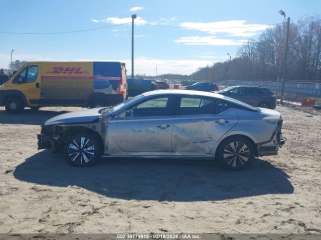 1N4BL4DV4NN371112 Nissan Altima Sv Fwd