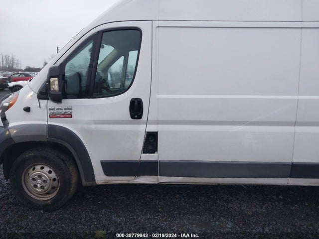 RAM Promaster 3500 High Roof 2016 3C6URVJG9GE107847 Image 15