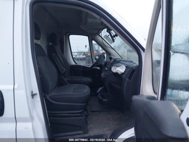 RAM Promaster 3500 High Roof 2016 3C6URVJG9GE107847 Image 5