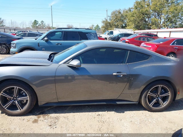 Ford Mustang Ecoboost Fastback 2024 1FA6P8TH6R5111454 Image 15
