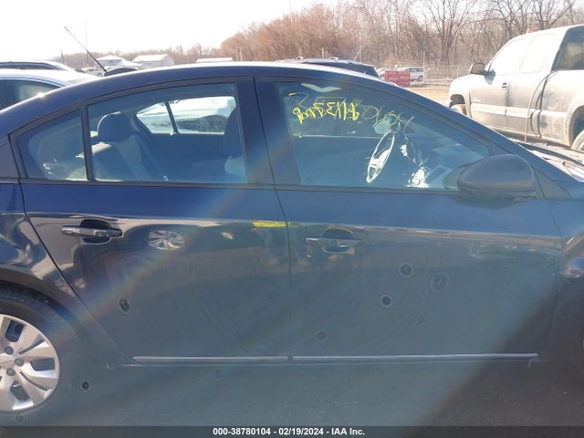 Chevrolet Cruze Ls Auto 2015 1G1PA5SH1F7157380 Image 13