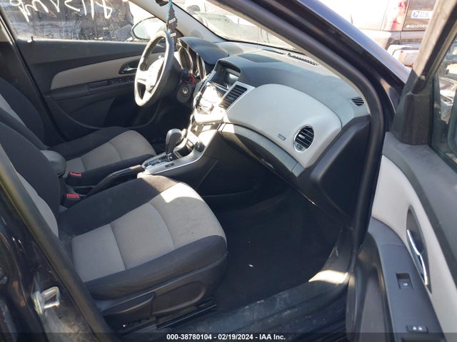 Chevrolet Cruze Ls Auto 2015 1G1PA5SH1F7157380 Image 5