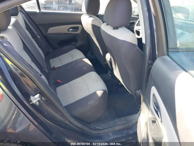 Chevrolet Cruze Ls Auto 2015 1G1PA5SH1F7157380 Image 8
