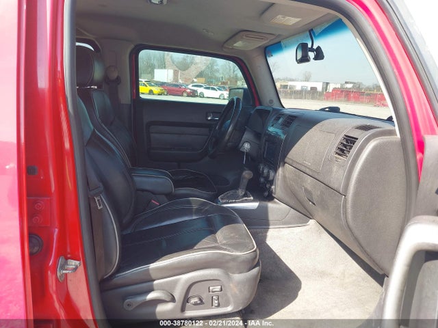 2006 HUMMER H3 SUV VIN: 5GTDN136568109355