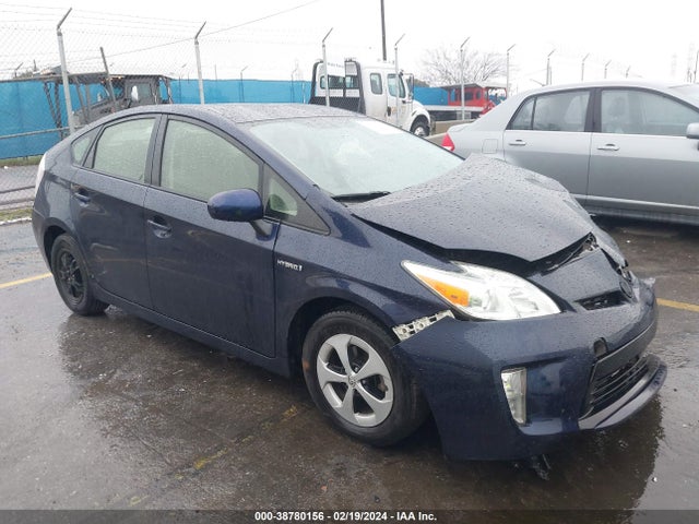 Toyota Prius Two 2015 JTDKN3DU7F0438421 Image 1