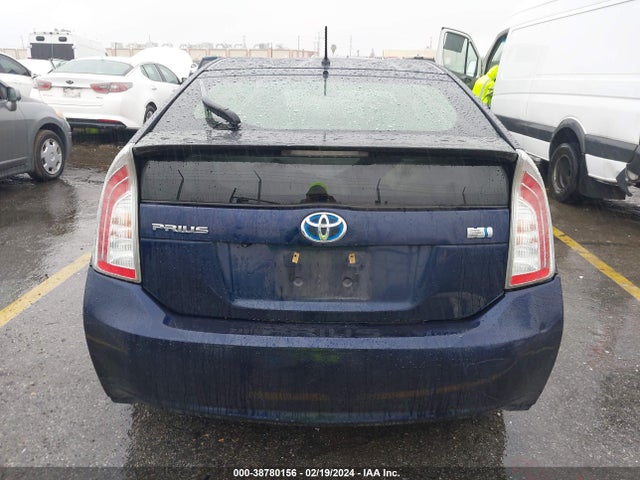 Toyota Prius Two 2015 JTDKN3DU7F0438421 Image 15