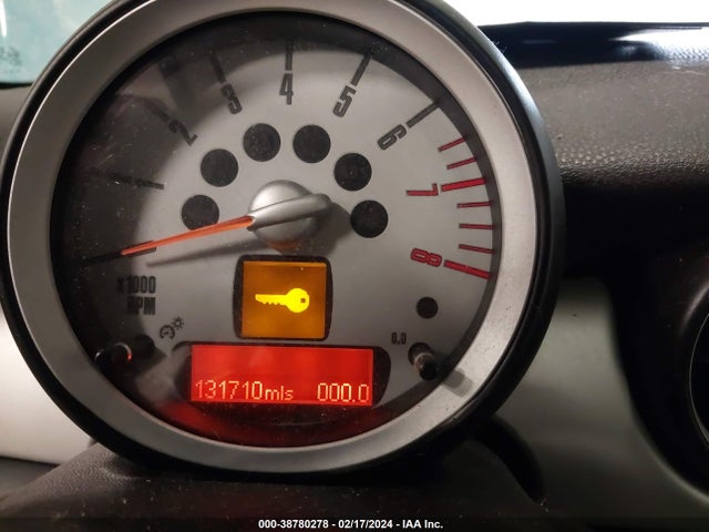 2008 MINI COOPER WMWMF33568TT62916 Photo 6