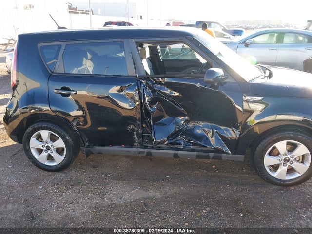 KIA Soul 2017 KNDJN2A28H7411649 Image 13