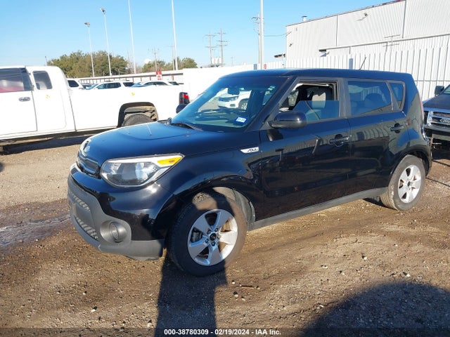 KIA Soul 2017 KNDJN2A28H7411649 Image 2