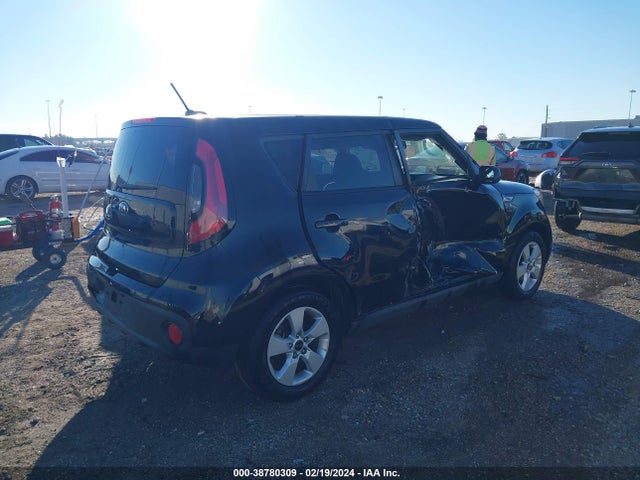 KIA Soul 2017 KNDJN2A28H7411649 Image 4