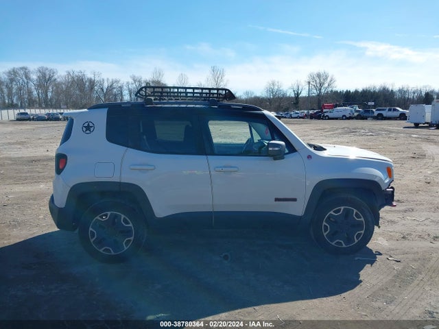 ZACCJBCT9FPB31474 Jeep Renegade Trailhawk