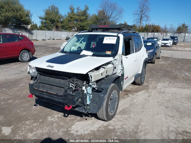 ZACCJBCT9FPB31474 Jeep Renegade Trailhawk