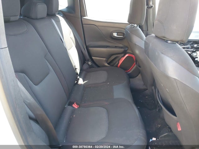 ZACCJBCT9FPB31474 Jeep Renegade Trailhawk