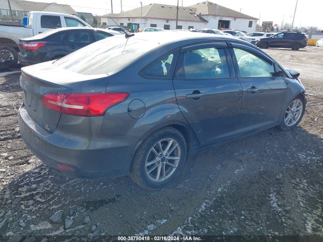 Ford FOCUS SE 2018 1FADP3FEXJL320496 Image 4