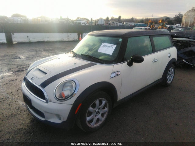 2009 MINI COOPER S CLUBMAN WMWMM33509TP92884 Photo 1