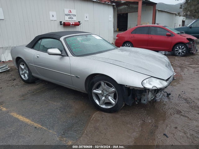 1999 JAGUAR XK8 SAJGX2041XC041157 Photo 0