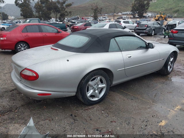 1999 JAGUAR XK8 SAJGX2041XC041157 Photo 3