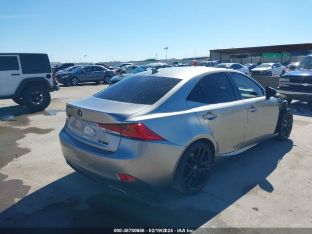 JTHBA1D2XK5098451 Lexus IS 300