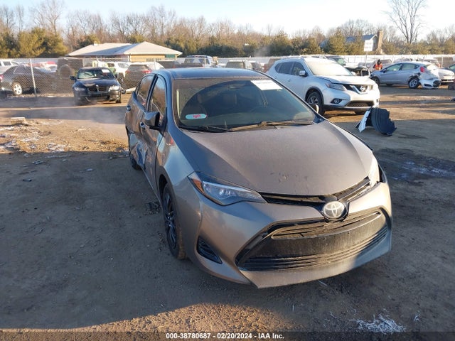 Toyota COROLLA LE 2017 2T1BURHE3HC884874 Image 1