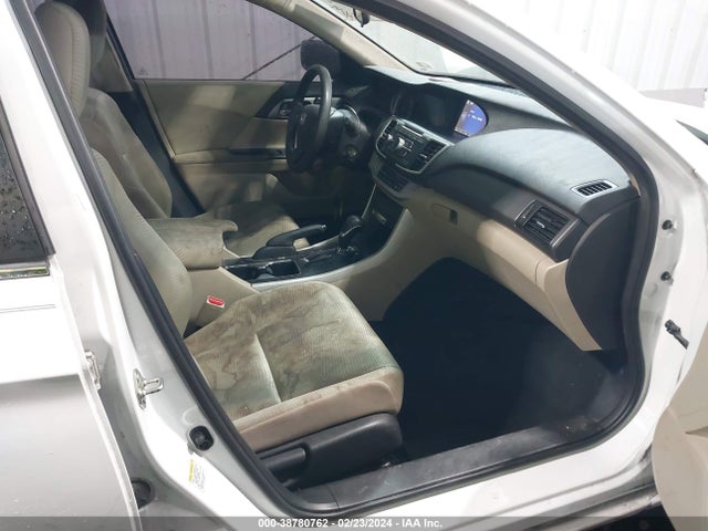 Honda ACCORD LX 2015 1HGCR2F32FA250182 Image 5
