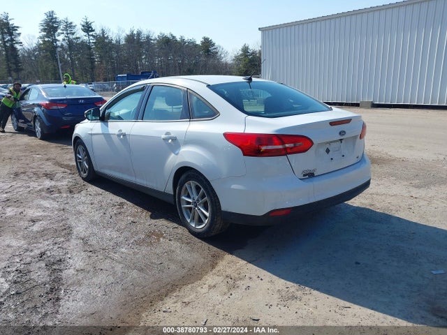 1FADP3F21GL349884 Ford FOCUS SE