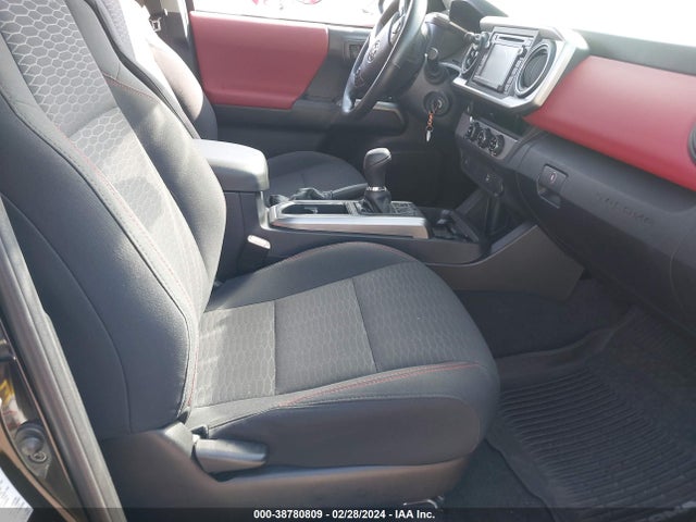 Toyota Tacoma Sr5 V6 2017 3TMAZ5CNXHM046250 Image 5