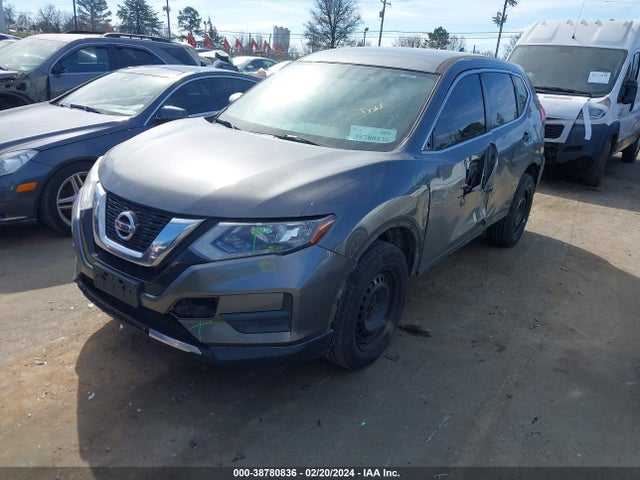 Nissan ROGUE S 2017 JN8AT2MV4HW006779 Image 2
