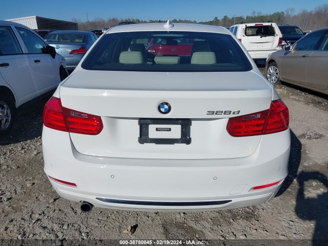 BMW 328D 2014 WBA3D3C54EK157226 Image 16