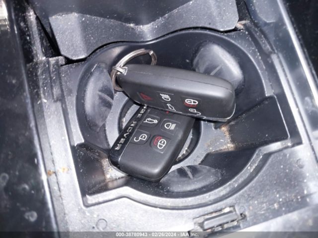 SALYB2EX5KA228547 Land Rover Range Rover Velar P250 S