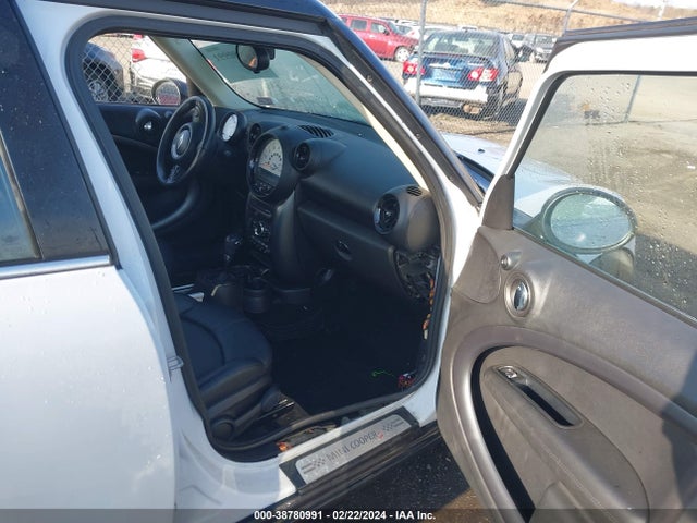 2013 MINI COUNTRYMAN WMWZC5C56DWP32717 Photo 4