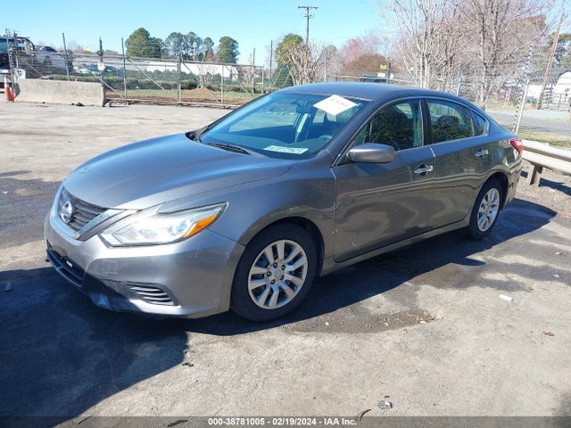 Nissan Altima 2.5 S 2016 1N4AL3AP8GC138019 Image 2