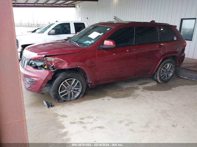 1C4RJEAG2HC953008 Jeep Grand Cherokee Altitude 4x2