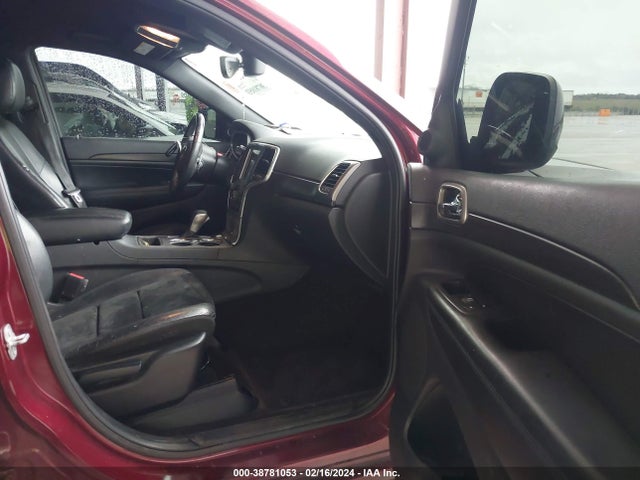 1C4RJEAG2HC953008 Jeep Grand Cherokee Altitude 4x2