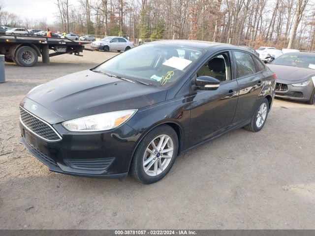 Ford FOCUS SE 2015 1FADP3F21FL262341 Image 2