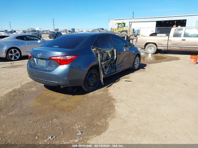 Toyota COROLLA LE 2017 5YFBURHE5HP655127 Image 4