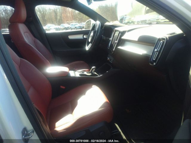 YV4162XZ1K2015209 Volvo Xc40 T5 Momentum/t5 R-design