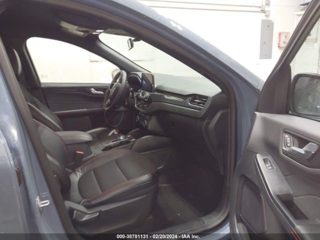 1FMCU9MN5PUA57594 Ford Escape St-line