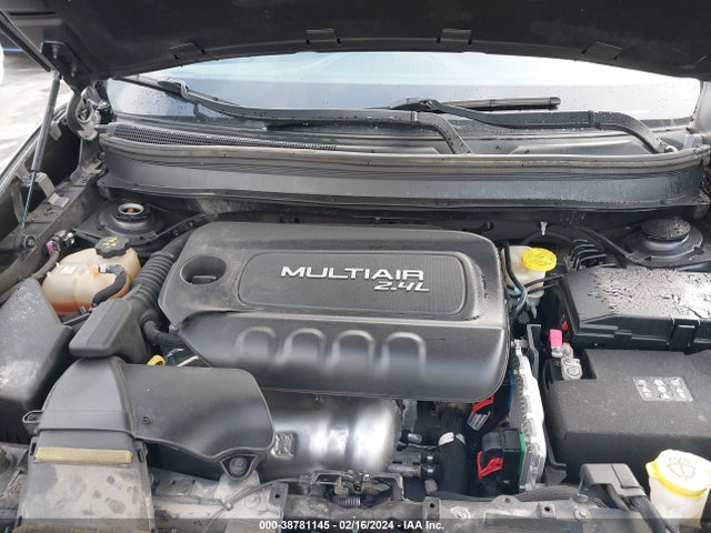 Jeep Cherokee Latitude 2016 1C4PJMCB1GW141764 Image 10
