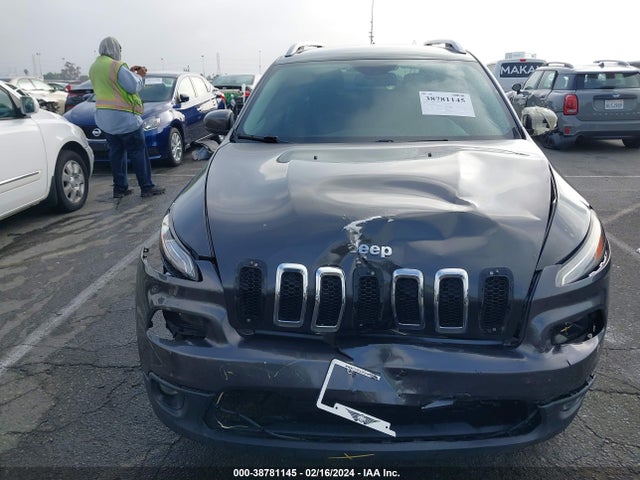 Jeep Cherokee Latitude 2016 1C4PJMCB1GW141764 Image 12