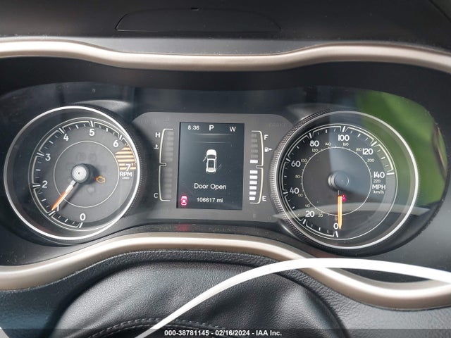Jeep Cherokee Latitude 2016 1C4PJMCB1GW141764 Image 7