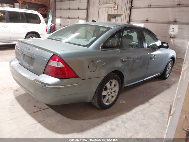 2007 FORD FIVE HUNDRED SEL VIN: 1FAHP24147G139570
