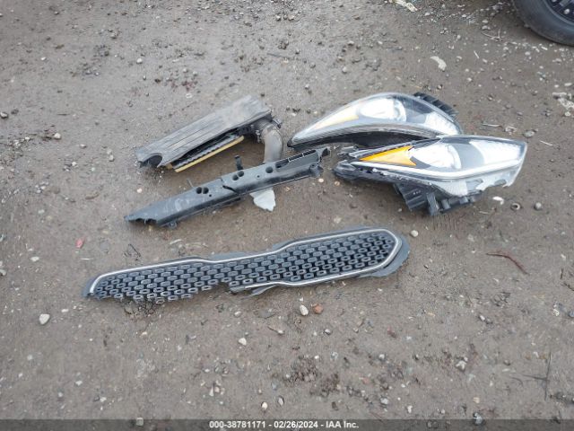 KNDCB3LC0J5138916 KIA NIRO LX