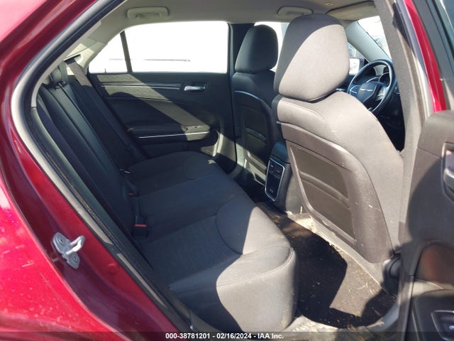Chrysler 300 Touring 2019 2C3CCAAG5KH602241 Image 8